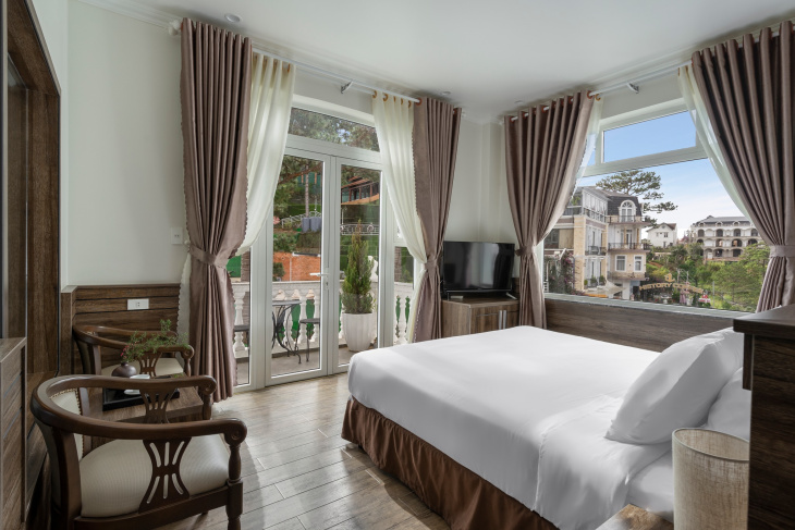 du lịch đà lạt, hôtel colline đà lạt, khám phá đà lạt, new life đà lạt, phượt đà lạt, tea resort prenn, tour đà lạt, đèo prenn, chiêm ngưỡng toàn cảnh thành phố lãng mạn tại khách sạn new life đà lạt