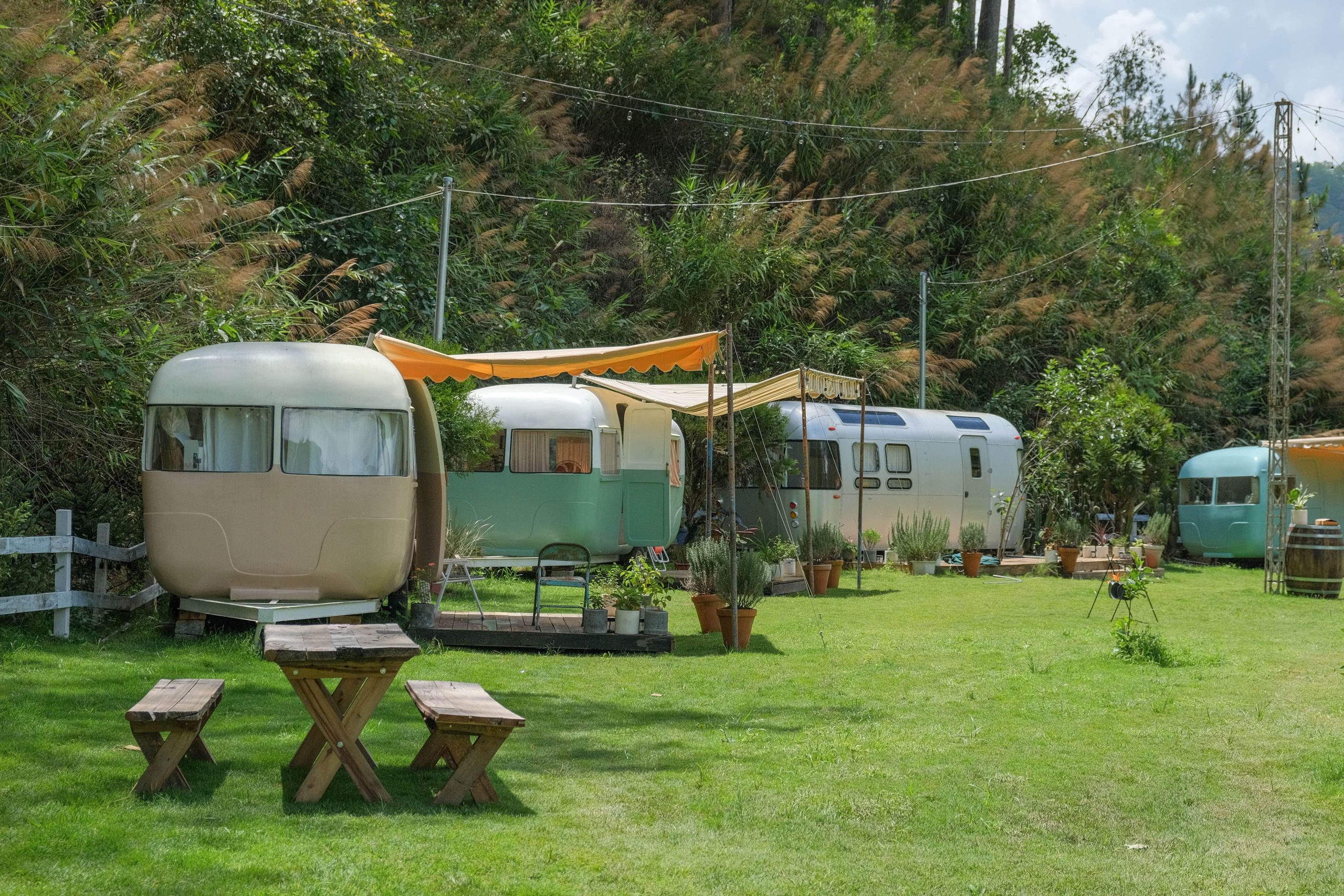 the camp inn đà lạt – trải nghiệm kiểu cắm trại mobihome camping